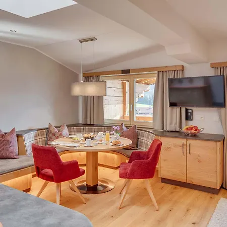 Hotel apartamentowy Talhof, Restaurant, Pool Und Oberau