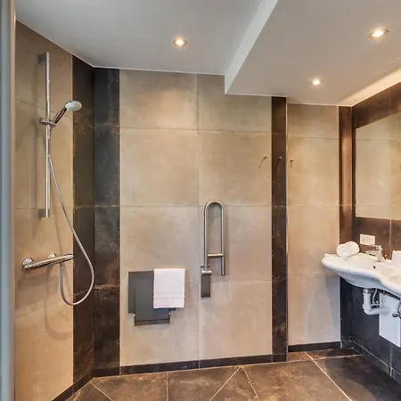 Talhof, Restaurant, Pool Und 公寓式酒店 奥伯劳