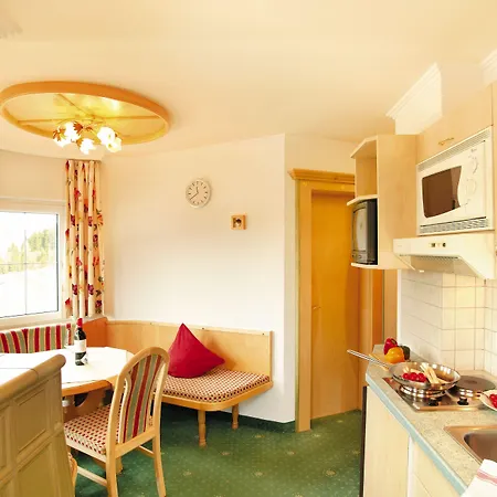 Talhof, Restaurant, Pool Und 4* Oberau