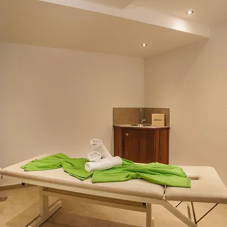 Talhof, Restaurant, Pool Und 4* Oberau