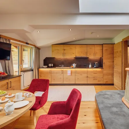 Talhof, Restaurant, Pool Und 奥伯劳