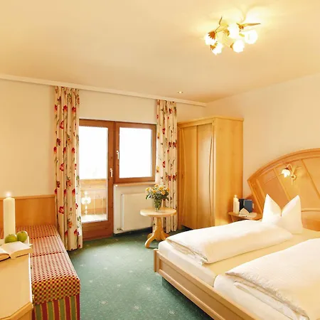 公寓式酒店 Talhof, Restaurant, Pool Und 奥伯劳