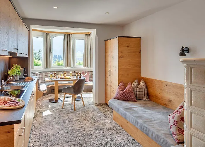 Talhof, Restaurant, Pool Und 4*