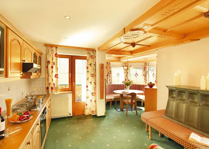 Aparthotel Talhof, Restaurant, Pool Und 4*