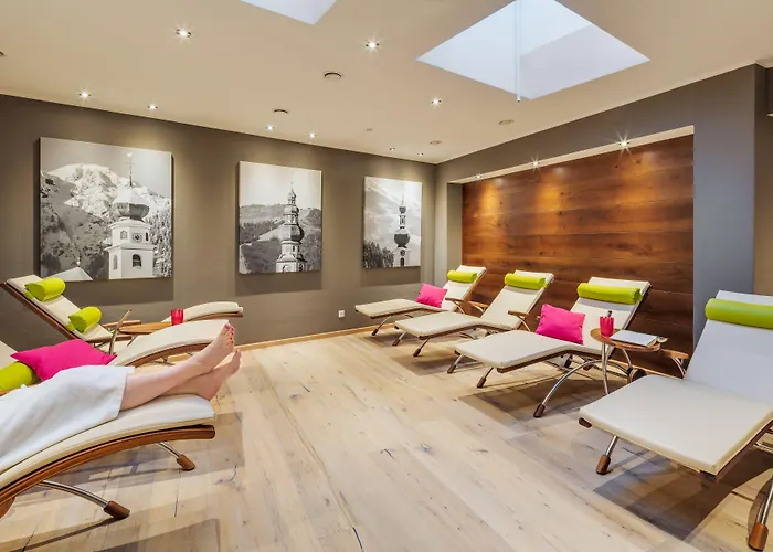 Aparthotel Talhof, Restaurant, Pool Und Oberau