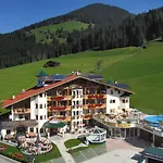 Talhof, Restaurant, Pool Und 아파트호텔 오버라우