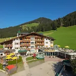 Talhof, Restaurant, Pool Und Aparthotel